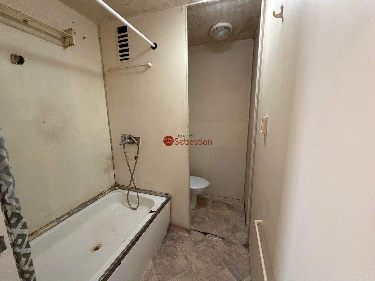 Pronájem byt 1+1 - Školní pěšina, Chomutov, 35 m² - 5
