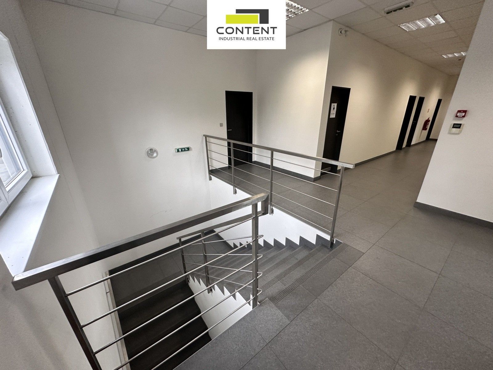 Pronájem kancelář - Polygrafická, Praha, 165 m²