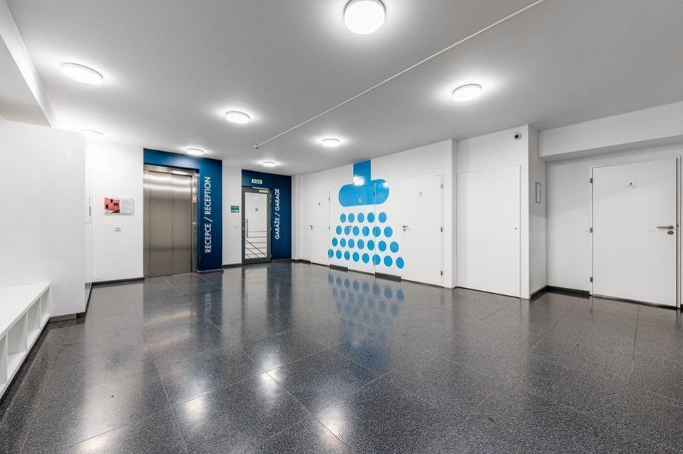 Pronájem kancelář - Bucharova, Praha, 197 m² - 5