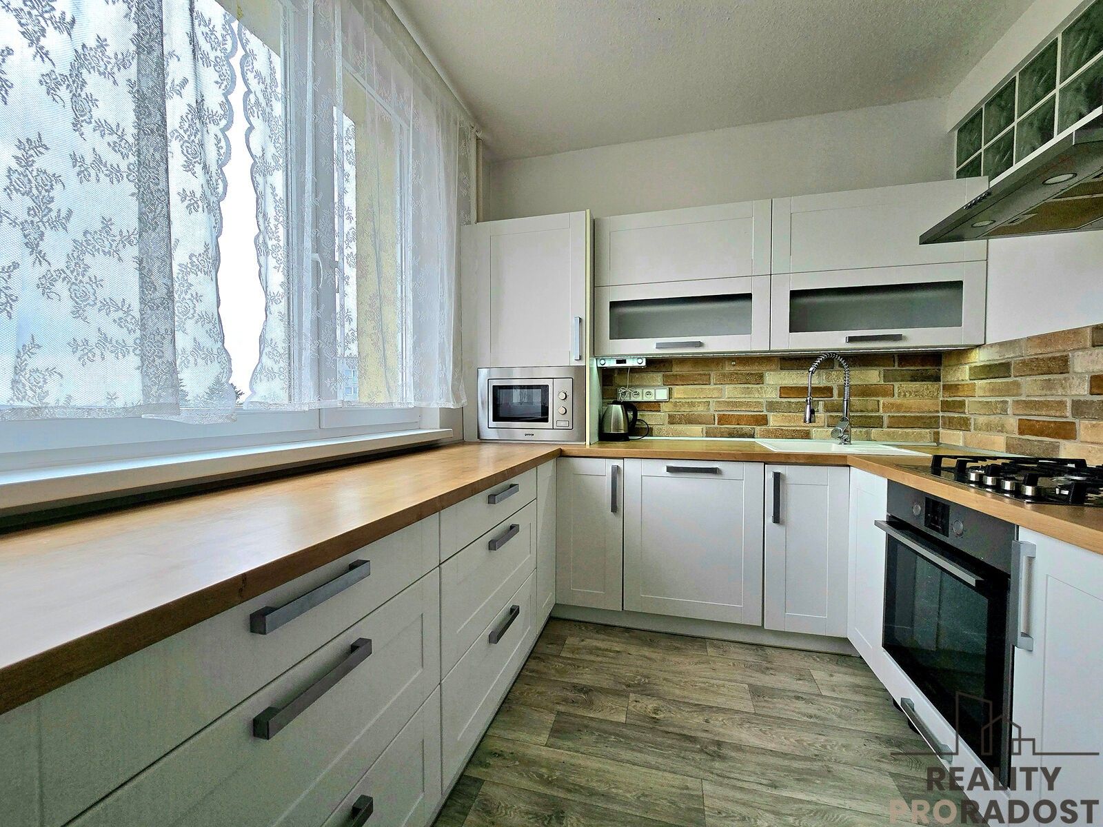 3+1, Pod Soudním vrchem, Znojmo, 70 m² - 1