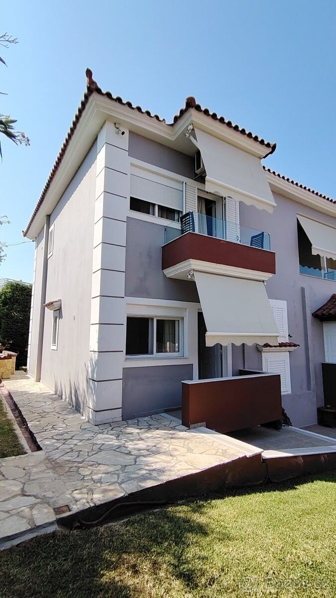 Rodinné domy, 987 66, Zahraničí