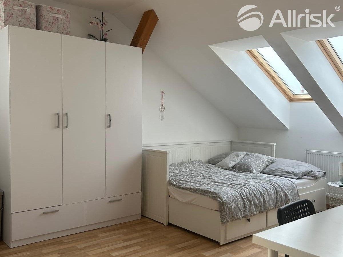 1+kk, Chářovská, Krnov Pod Cvilínem, 37 m² - 1