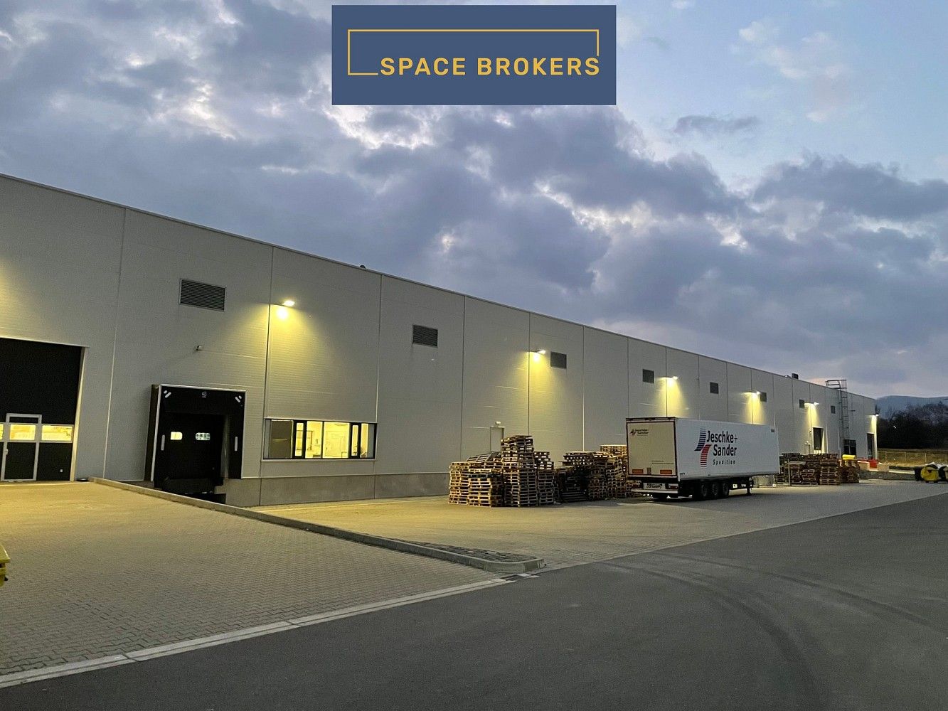 Sklady, Lipník nad Bečvou, okres Přerov, Olomoucký kraj, 37 478 m² - 2