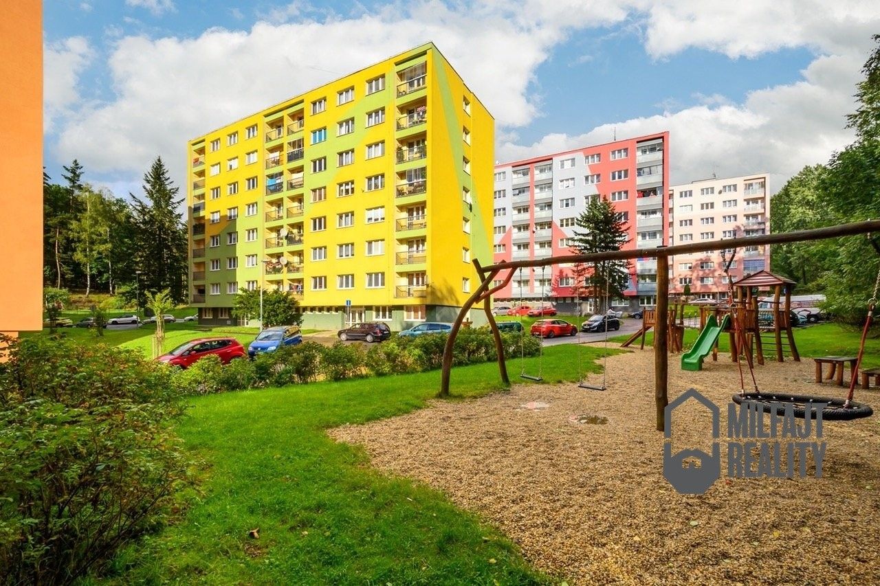 Pronájem byt 2+1 - Pískovec I, Kamenický Šenov, 39 m²