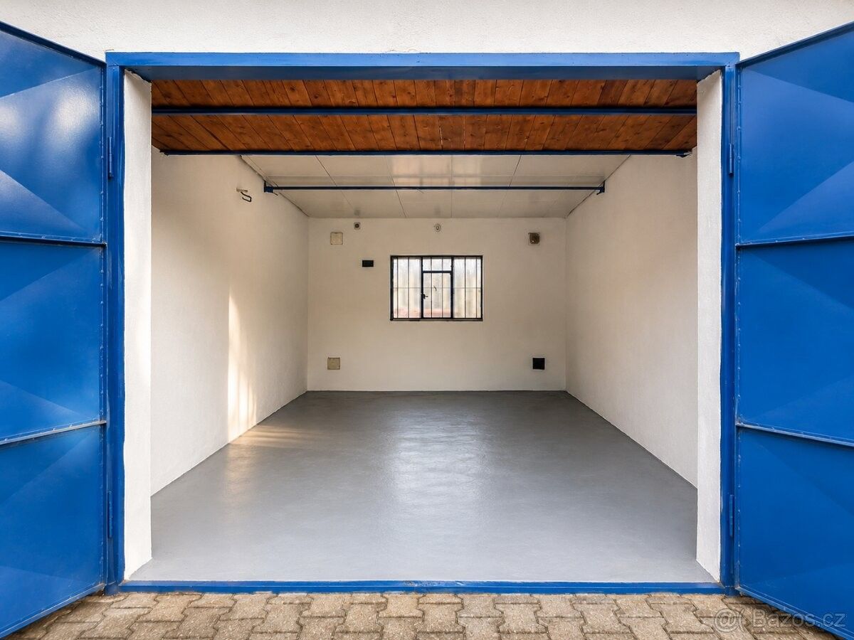 Garáže, Lipová-lázně, 790 61 - 2