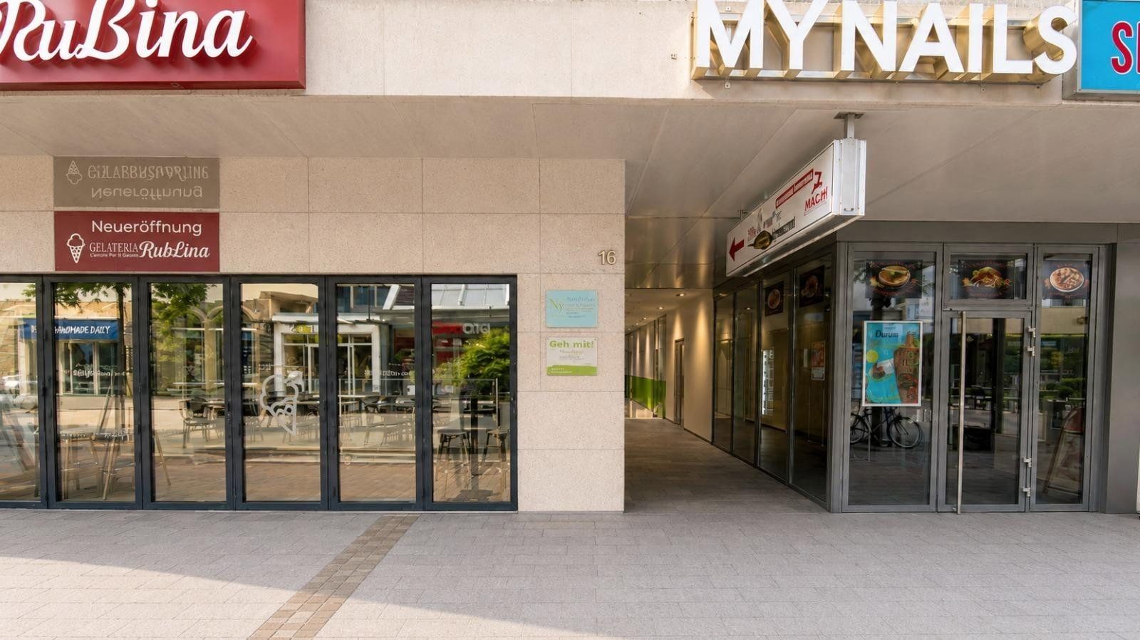 Obchodní prostory, August-Ruf-Straße 16, , Bádensko-Württembersko, 136 m² - 1