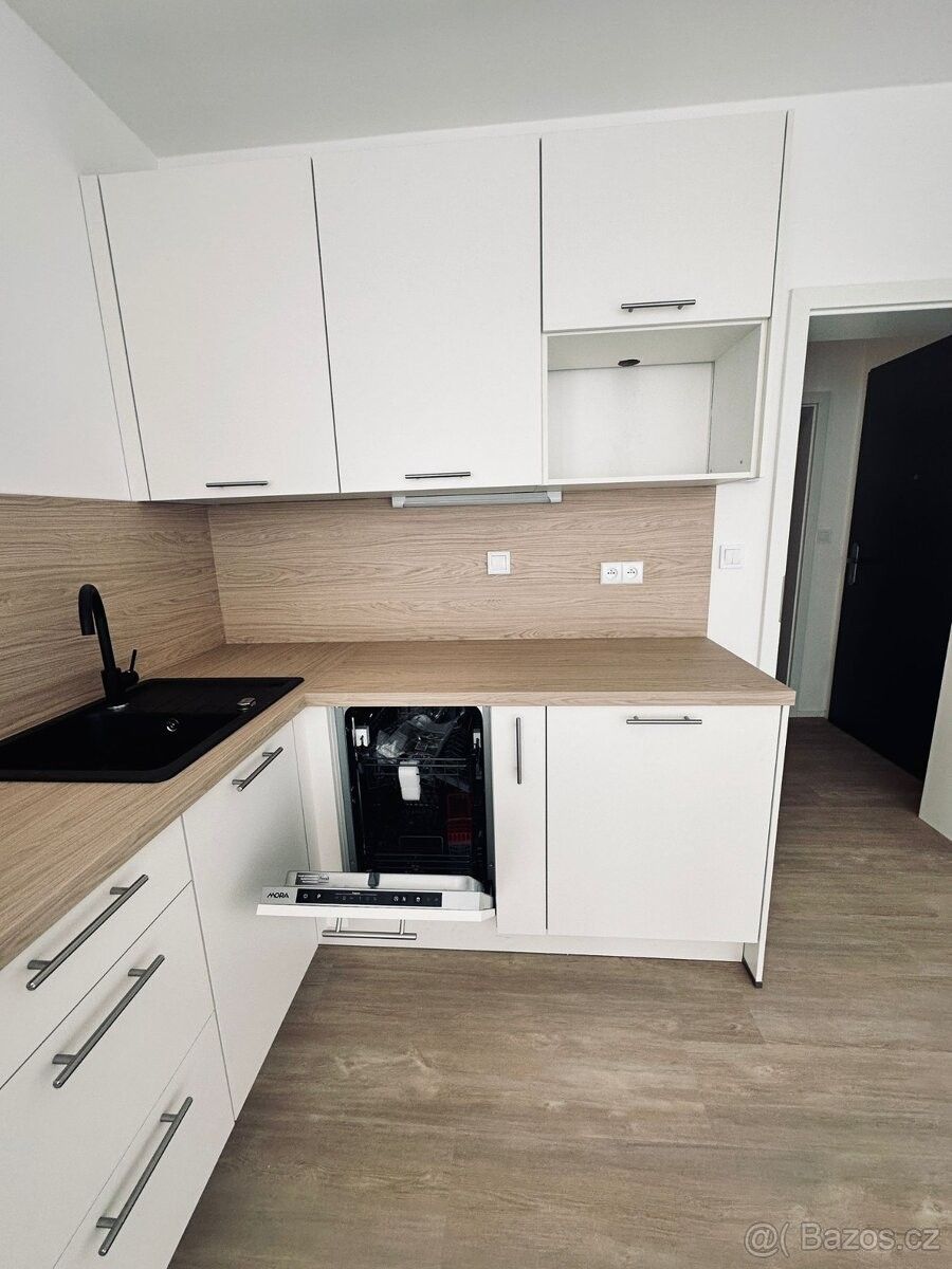 Pronájem byt - Hodice, 589 01