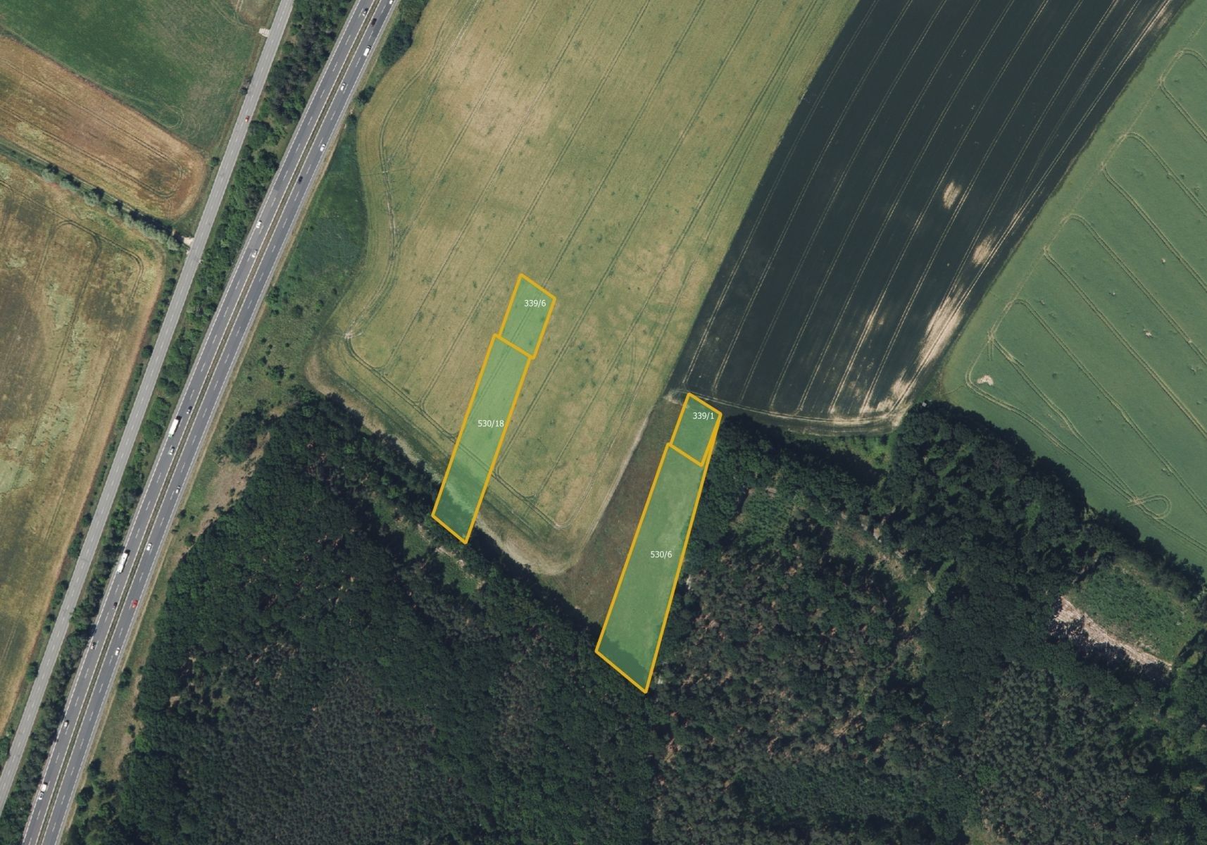 Zemědělský pozemek, 12 333 m²