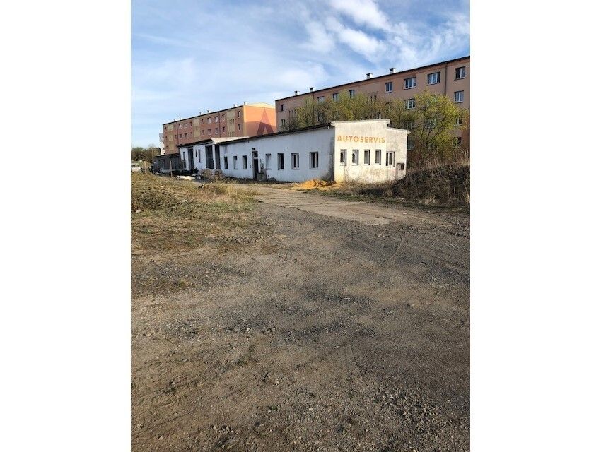 Prodej komerční pozemek - Ostrov, 3 m²