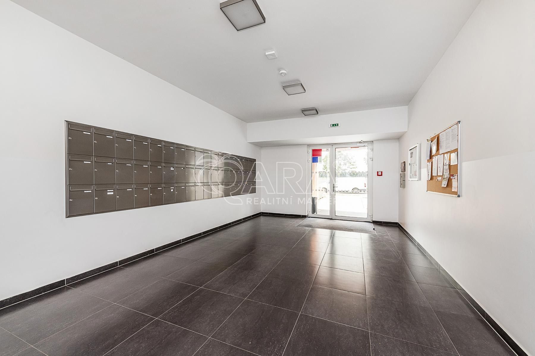 1+kk, Strnadových , Praha, 33 m² - 2