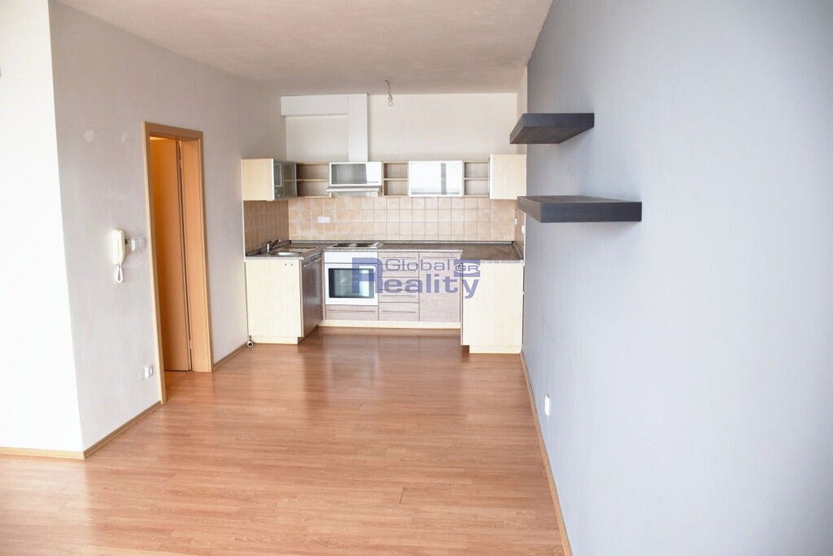 Pronájem byt 1+kk - Hradec Králové - Třebeš, Královéhradecký kraj, 45 m² - 5