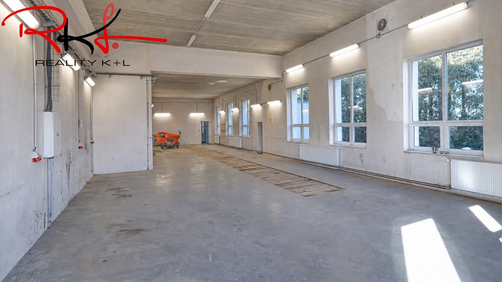 Ostatní, Martiněves, 198 m² - 1