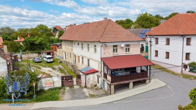 Rodinné domy, Nebužely, 277 34