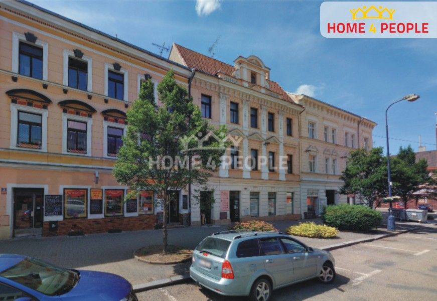 Pronájem obchodní prostory - Malé náměstí, Benešov, 98 m²