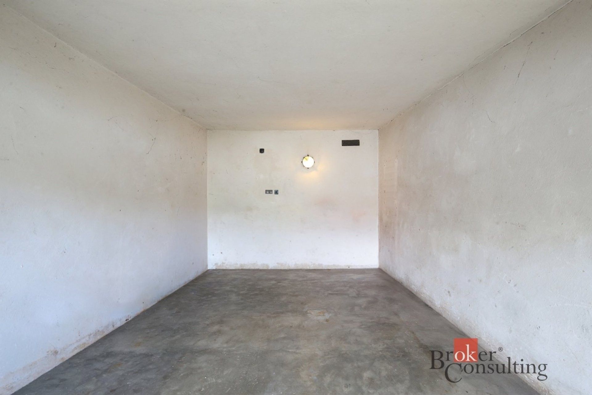Garáže, Mlýnská, Stráž pod Ralskem, 21 m² - 2