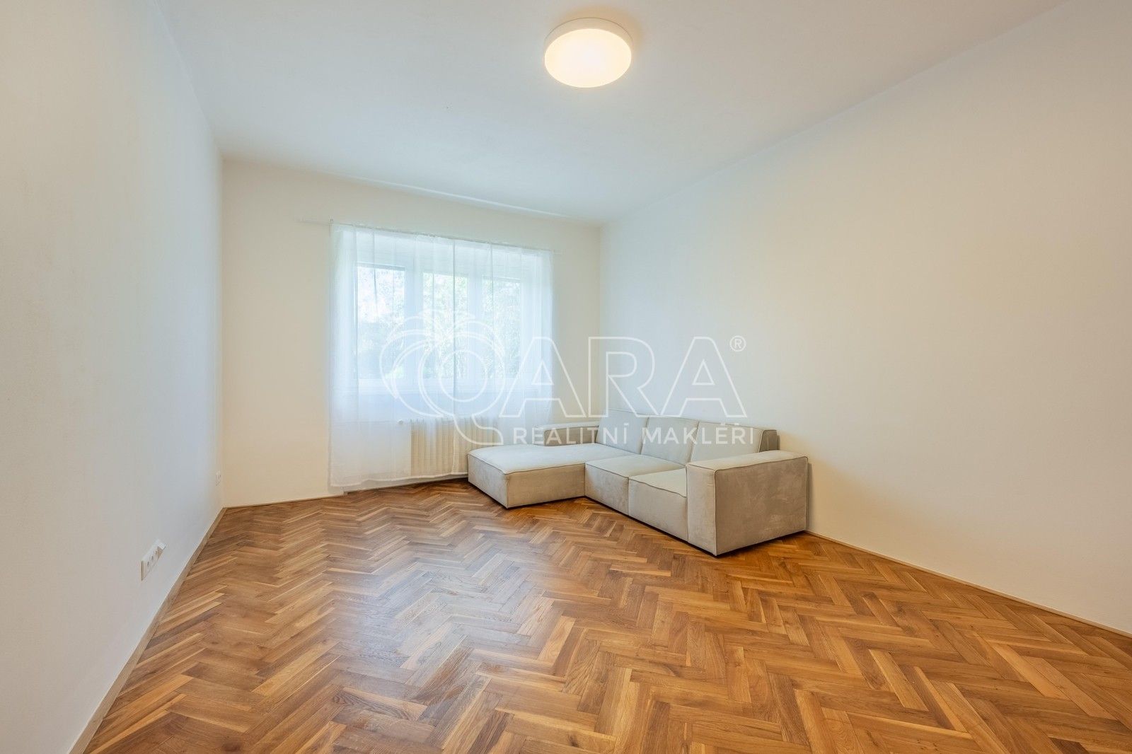 Pronájem byt 3+1 - Na Mlejnku, Praha, 70 m²