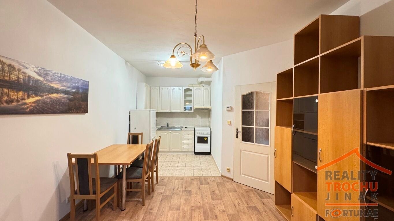 2+kk, Pardubická, Hradec Králové Kukleny, 48 m² - 2