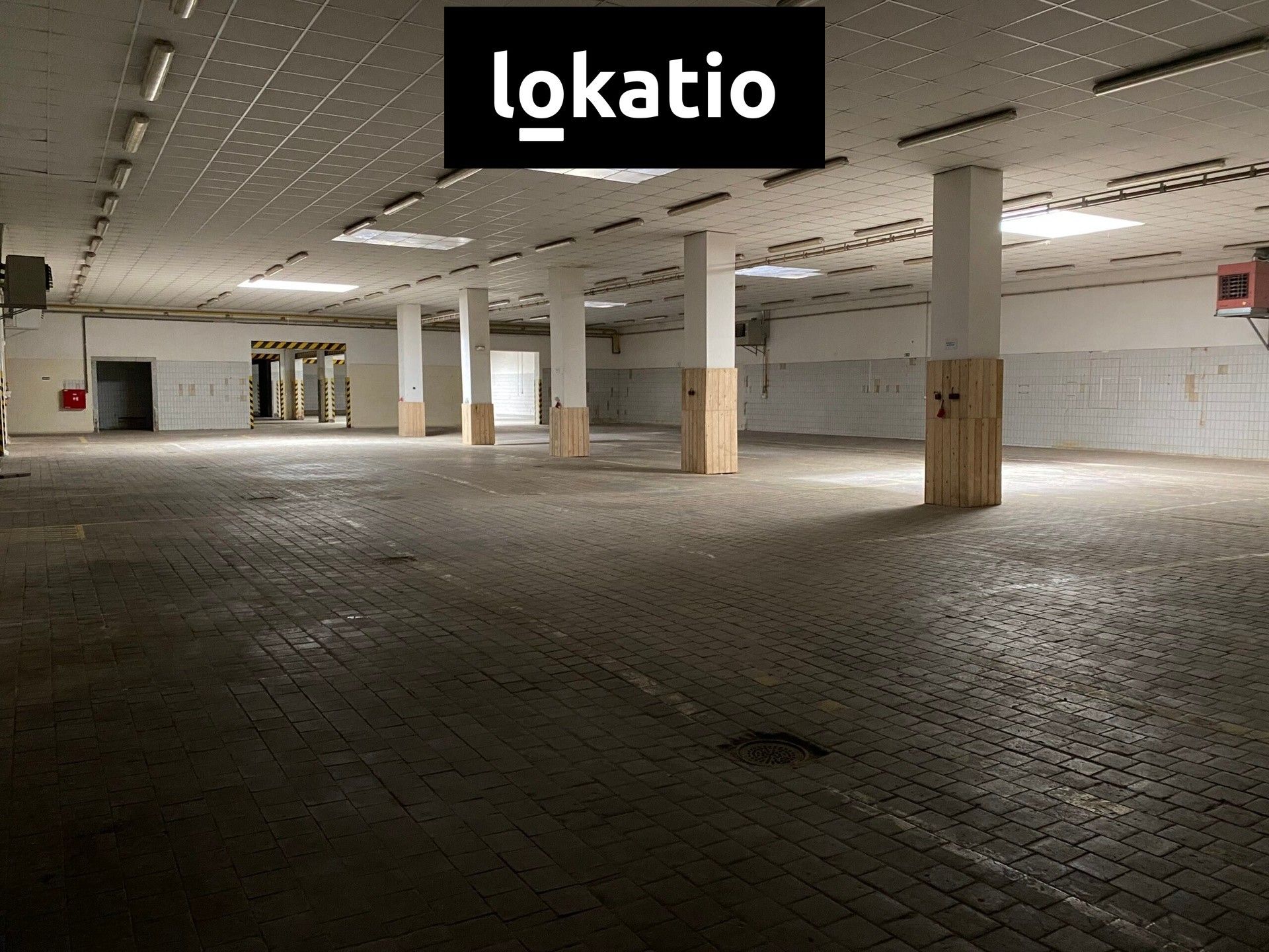 Sklady, Chomutov, 1 864 m²