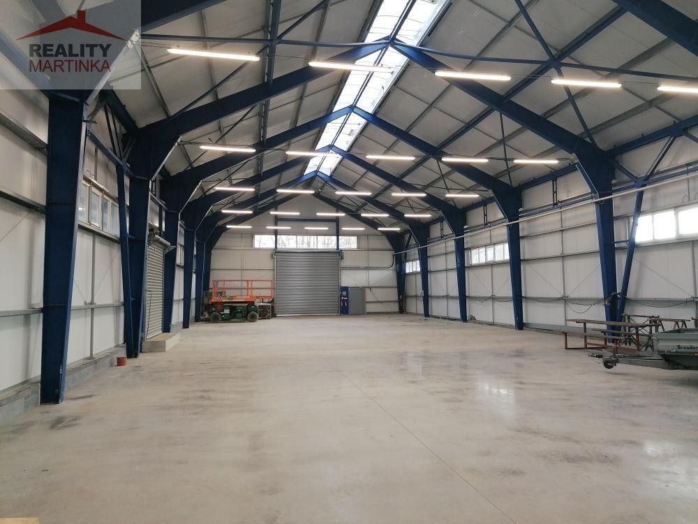 Výrobní prostory, Bynina, Valašské Meziříčí, 820 m²