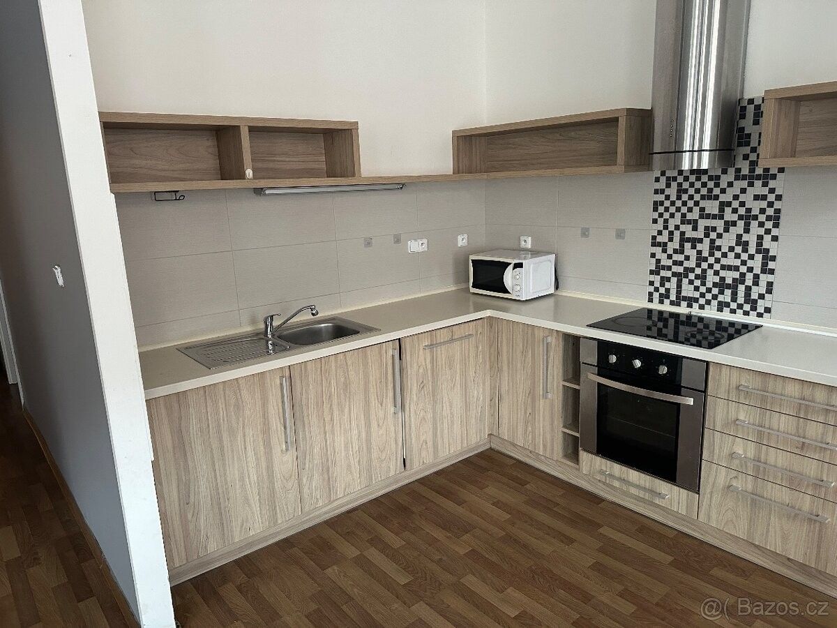 Pronájem byt - Opava, 746 01