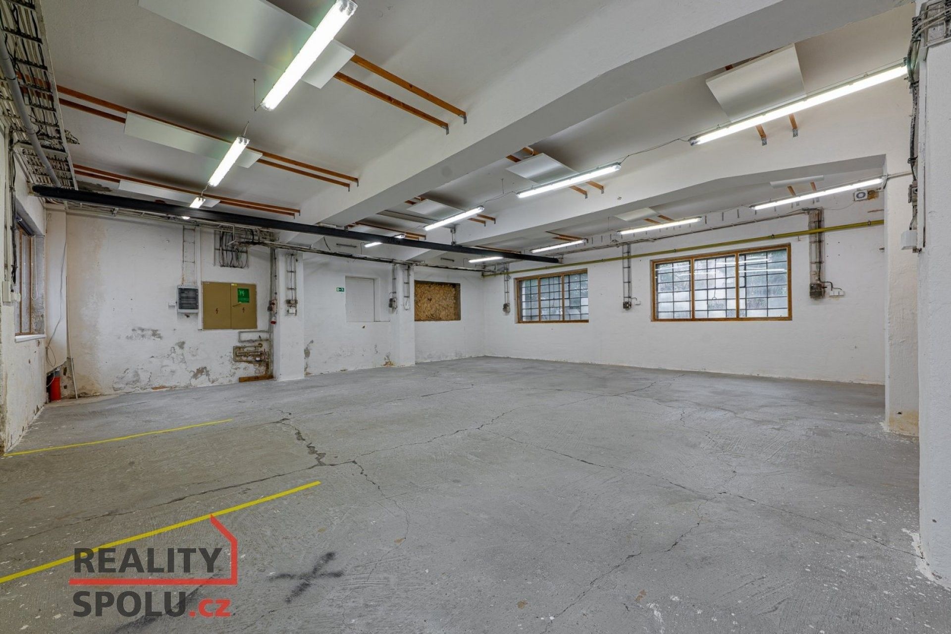 Pronájem obchodní prostory - Americká, Blovice, 100 m²