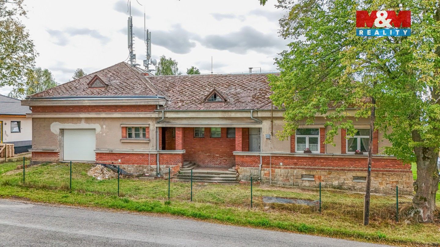 Rodinné domy, Zahrádka, 300 m²