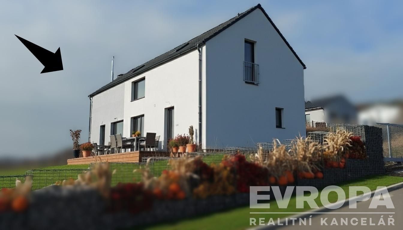 Prodej rodinný dům - Na Hrudném, Knovíz, 147 m²