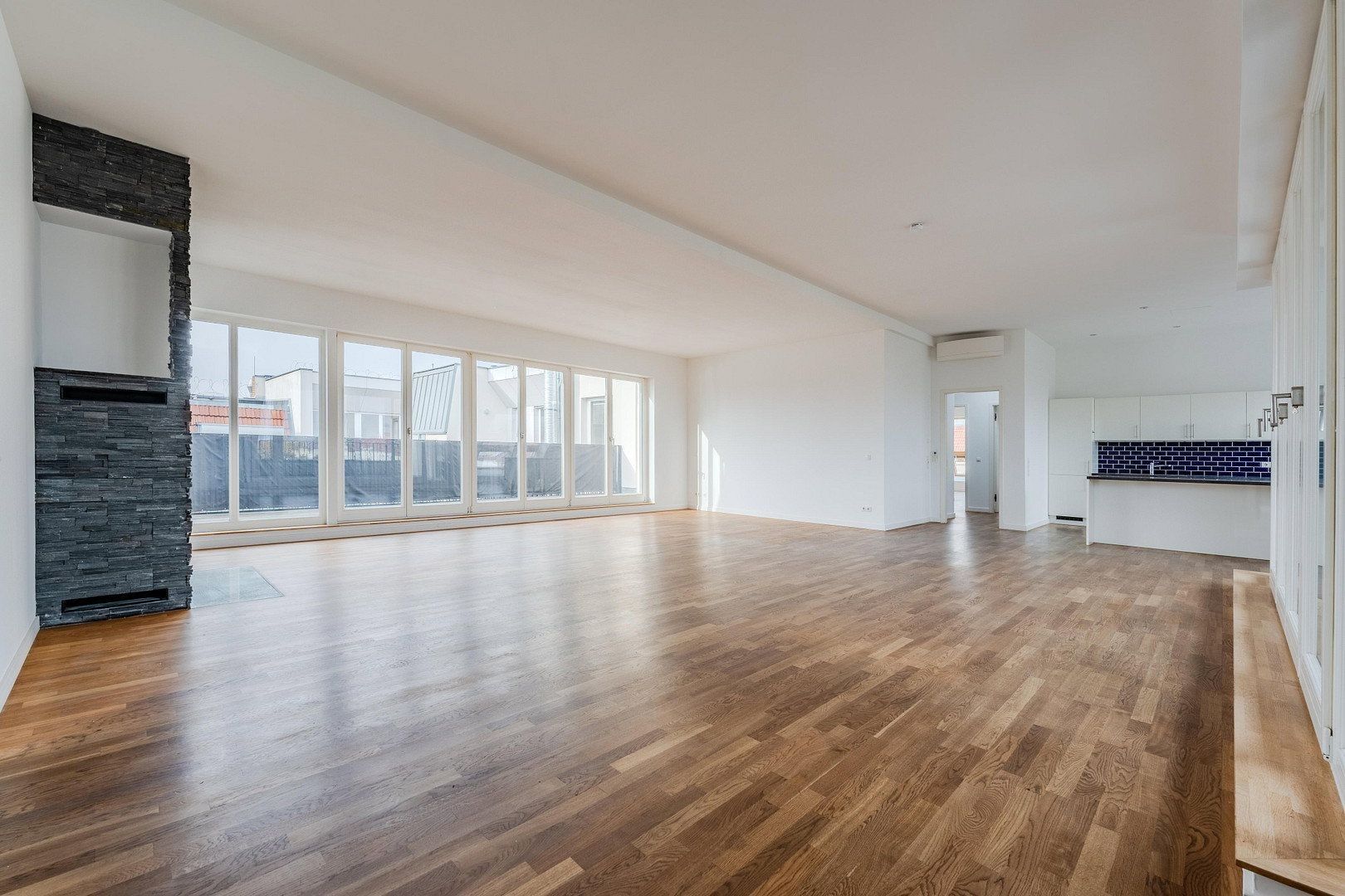 6+kk a více, Gabriel Max Str 15a Berlin Friedrichshain Berlin 10245, 286 m² - 1