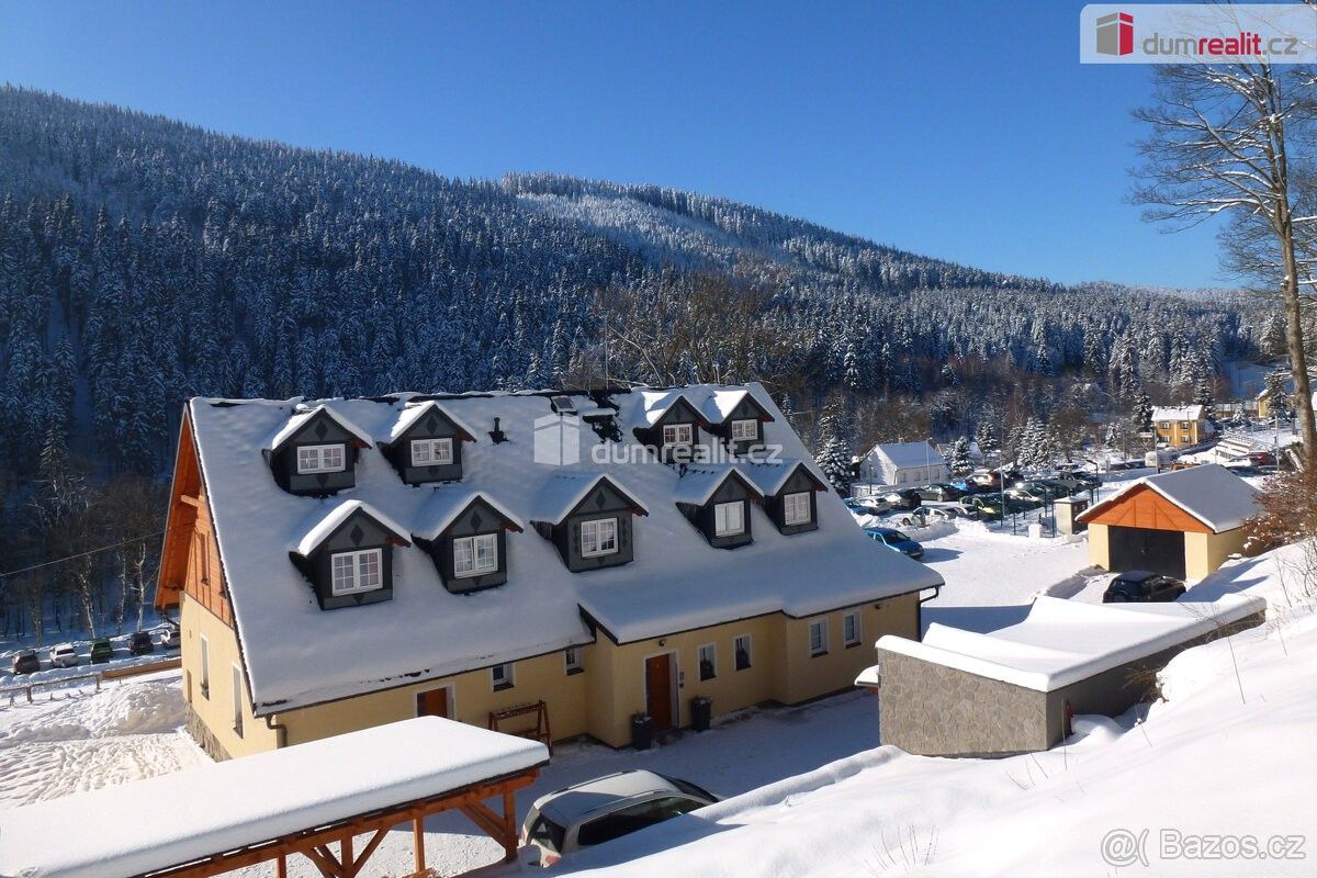 Byty, Ostrov nad Ohří, 363 01