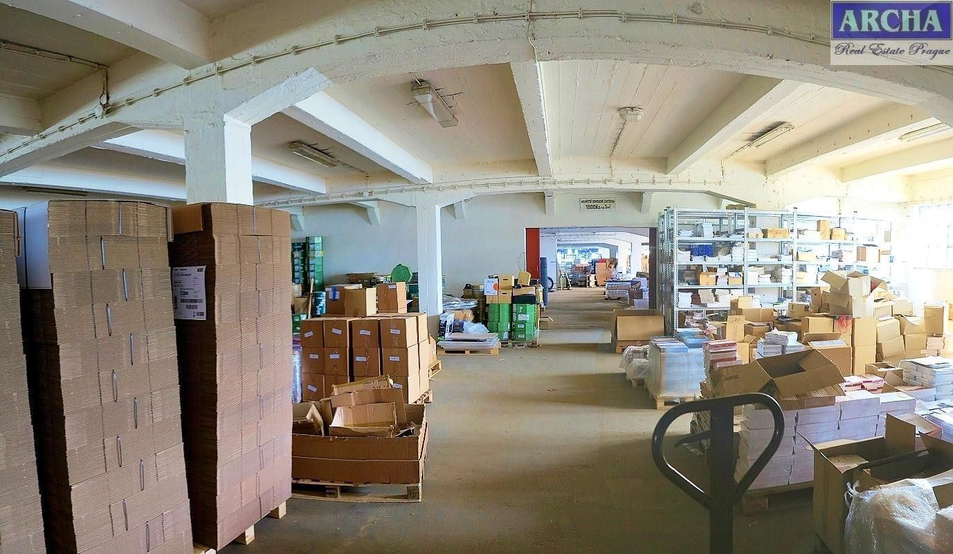 Pronájem sklad - Nádraží Holešovice, metro Praha, 429 m²
