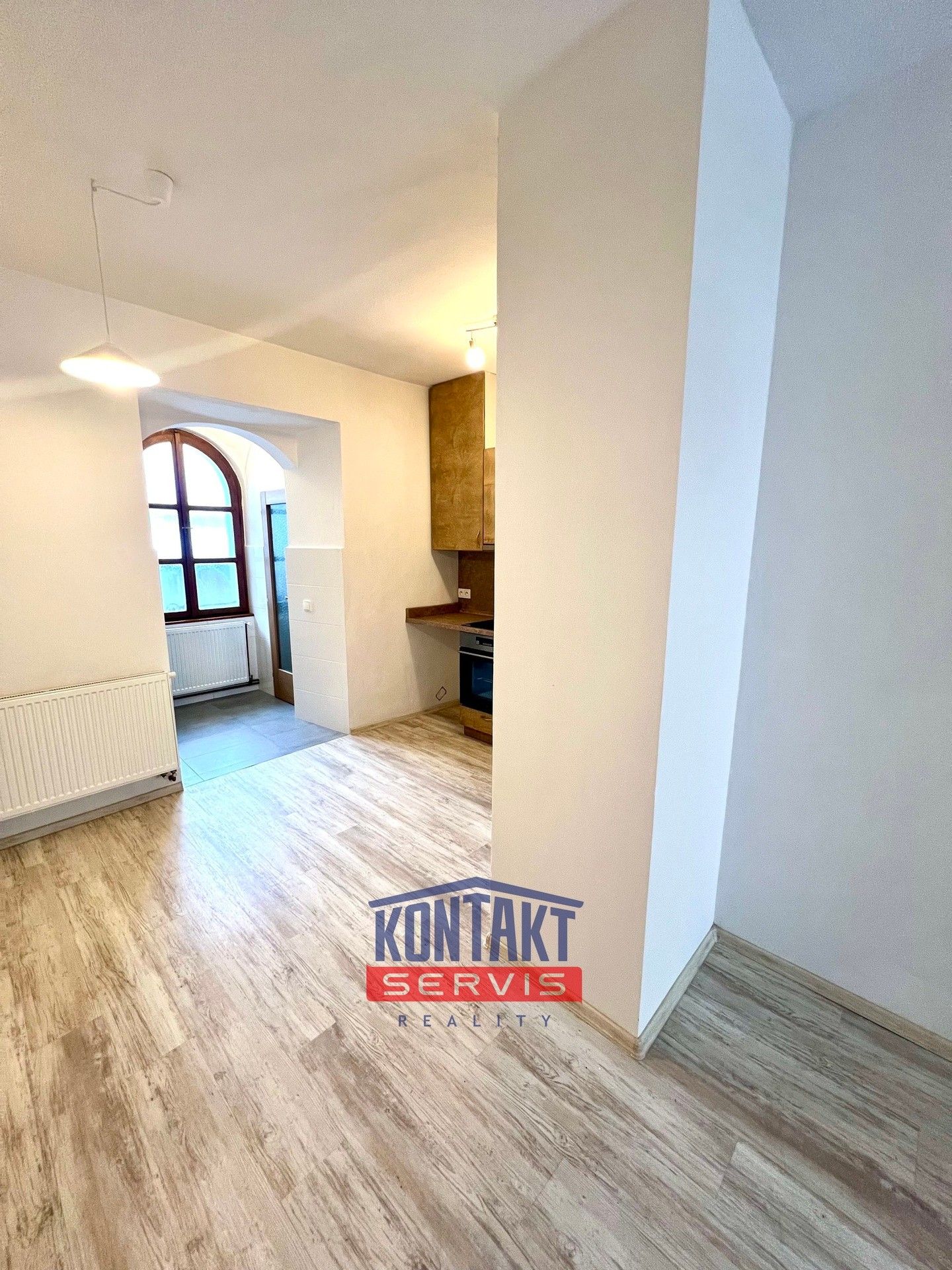 Pronájem byt 1+kk - Kostelní, Jindřichův Hradec, 36 m²