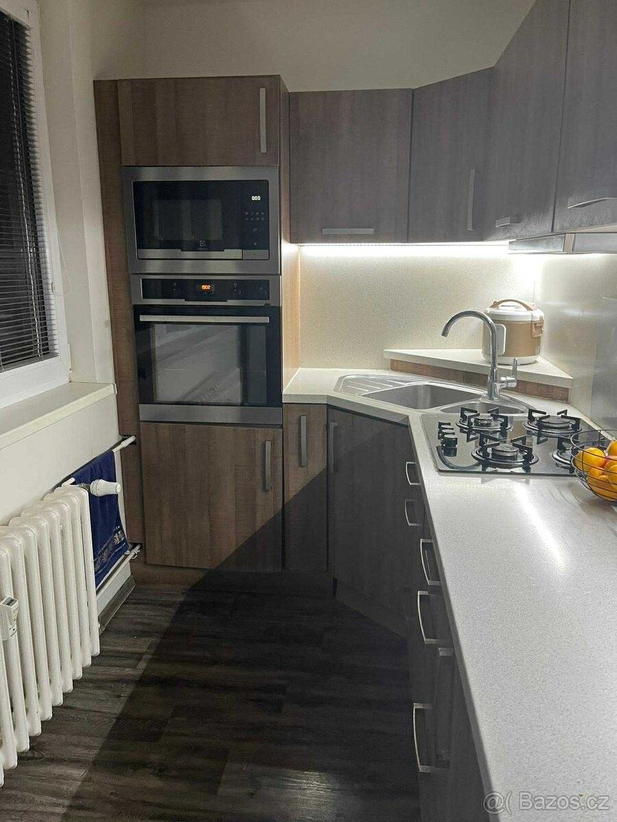 Byty, Hodonín, 695 01