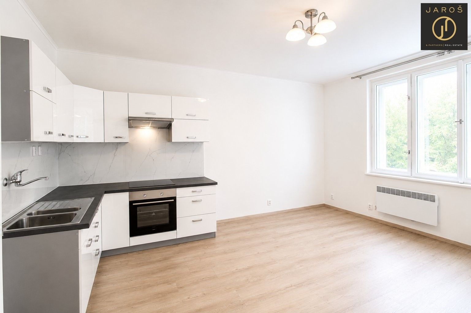 Pronájem byt 2+kk - Nad Primaskou, Praha, 55 m² - 5