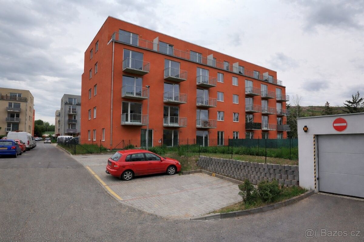 Byty, Hostivice, 253 01