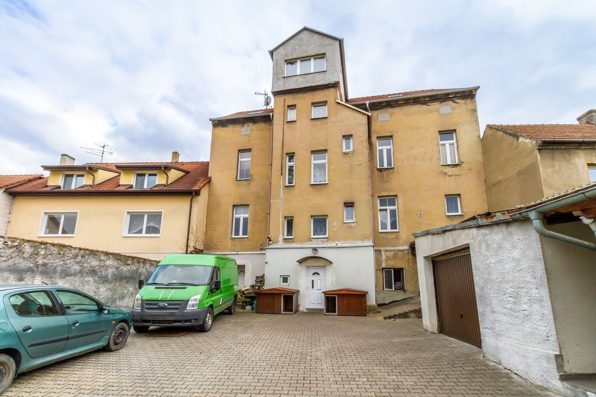 Prodej dům - Havířská, Kladno, Česko, 446 m²