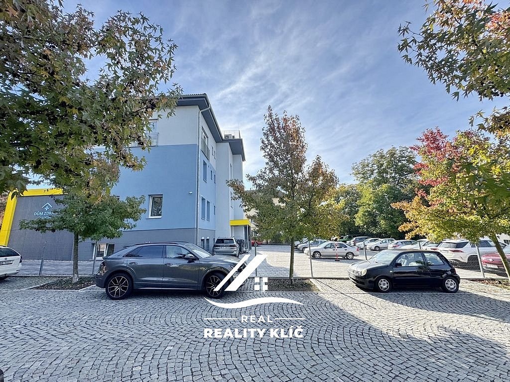 Kanceláře, Školní, Hlučín, okres Opava, 57 m² - 1