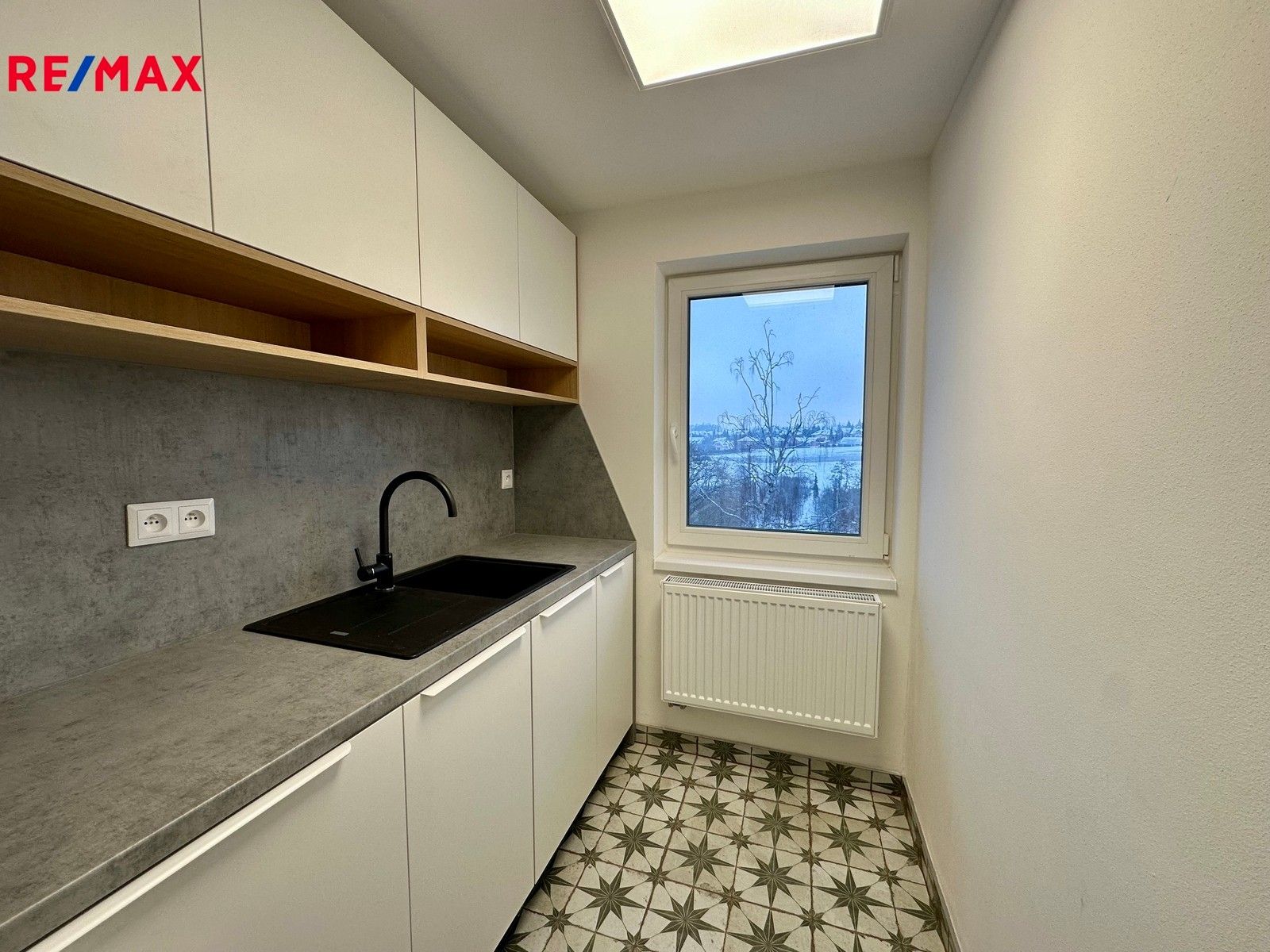 Pronájem kancelář - Sucheniova 270, Třebíč, 163 m²