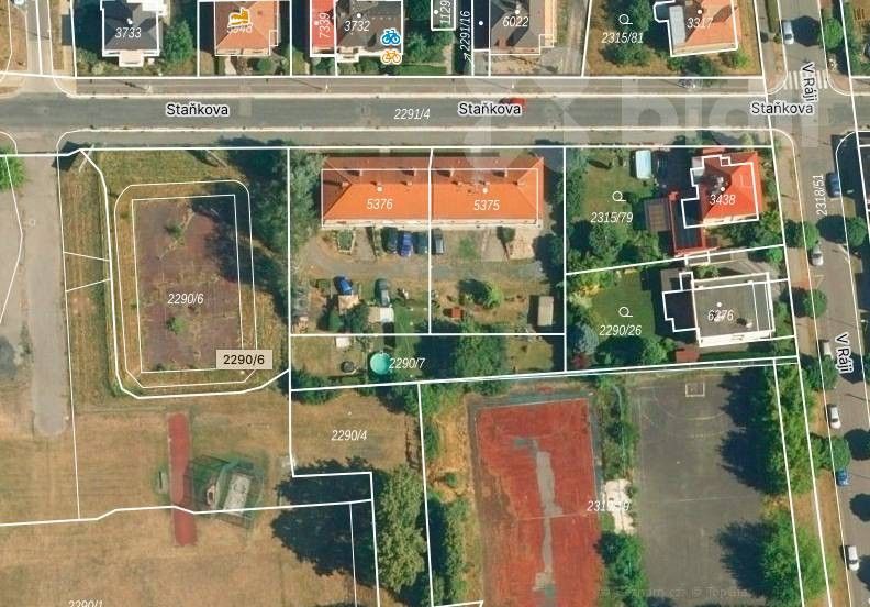 Zahrady, Staňkova, Pardubice