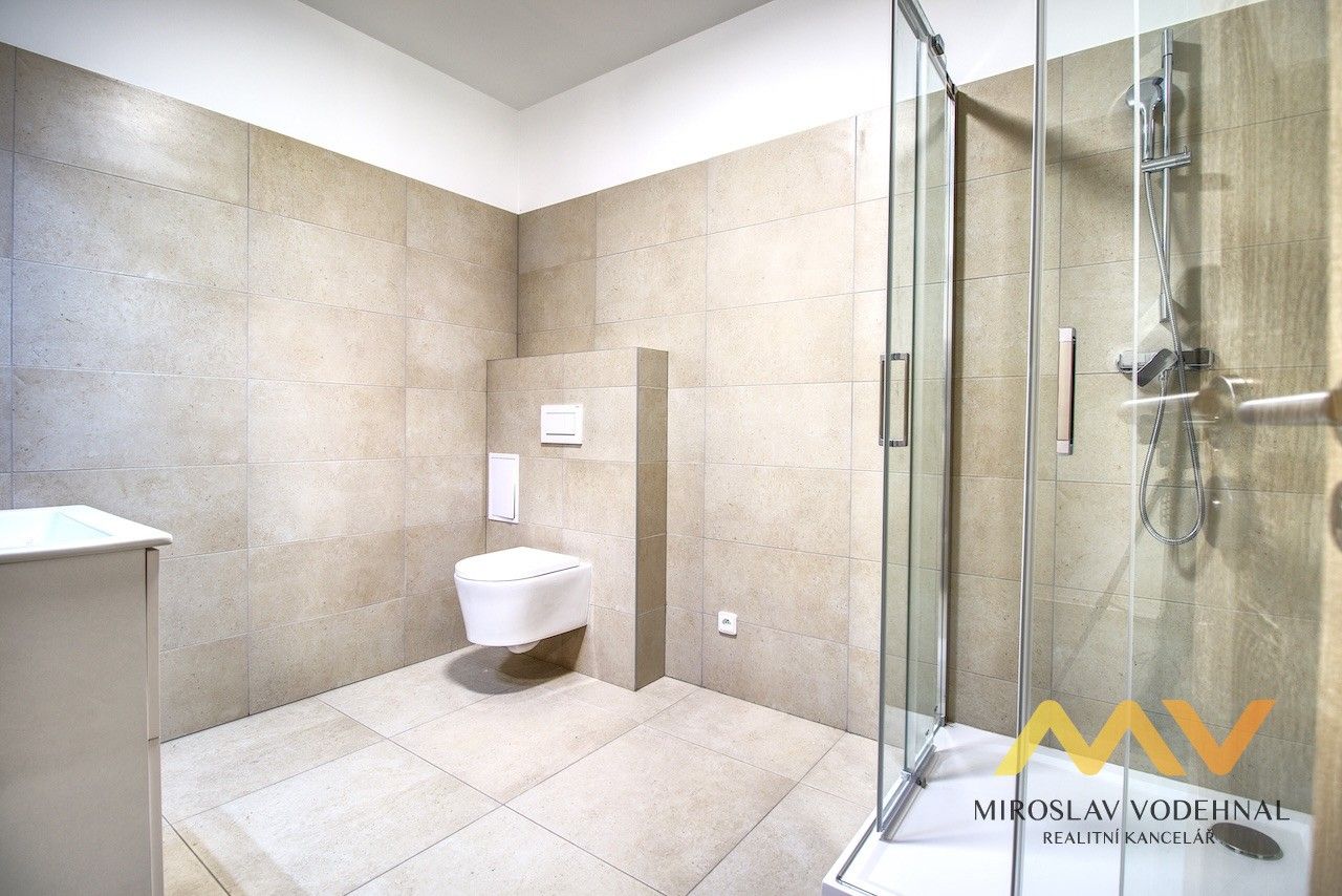 Pronájem komerční - Cukrovarská, Smiřice, 59 m²