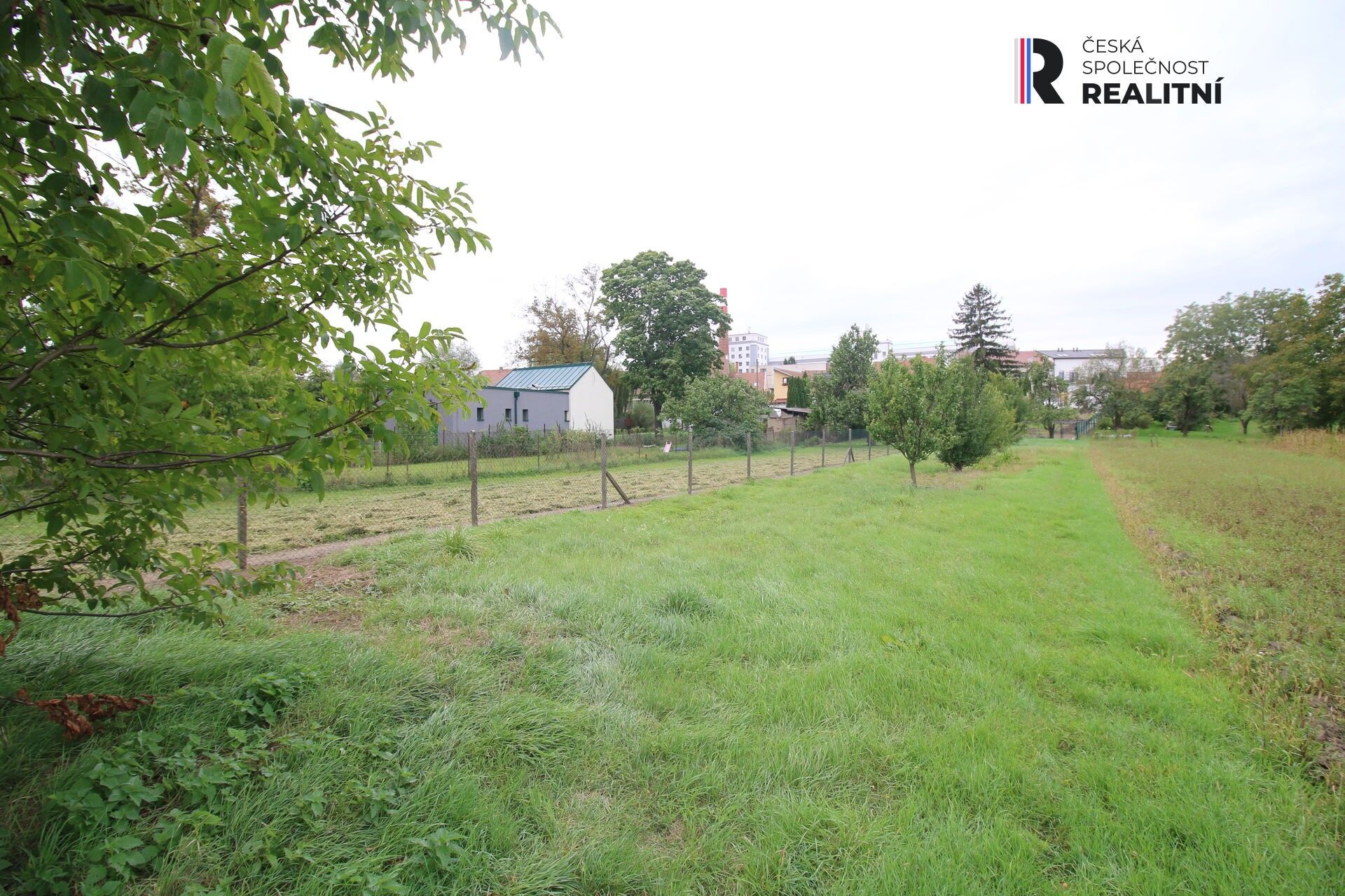 Zahrady, Vodní, Hrušovany u Brna, 589 m² - 1