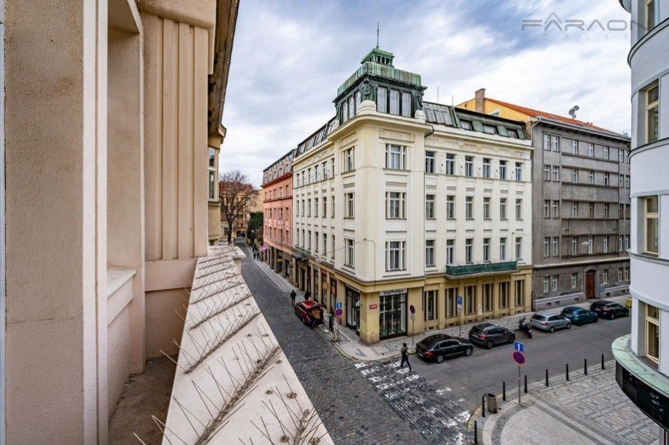 3+kk, Růžová, Praha, 136 m²