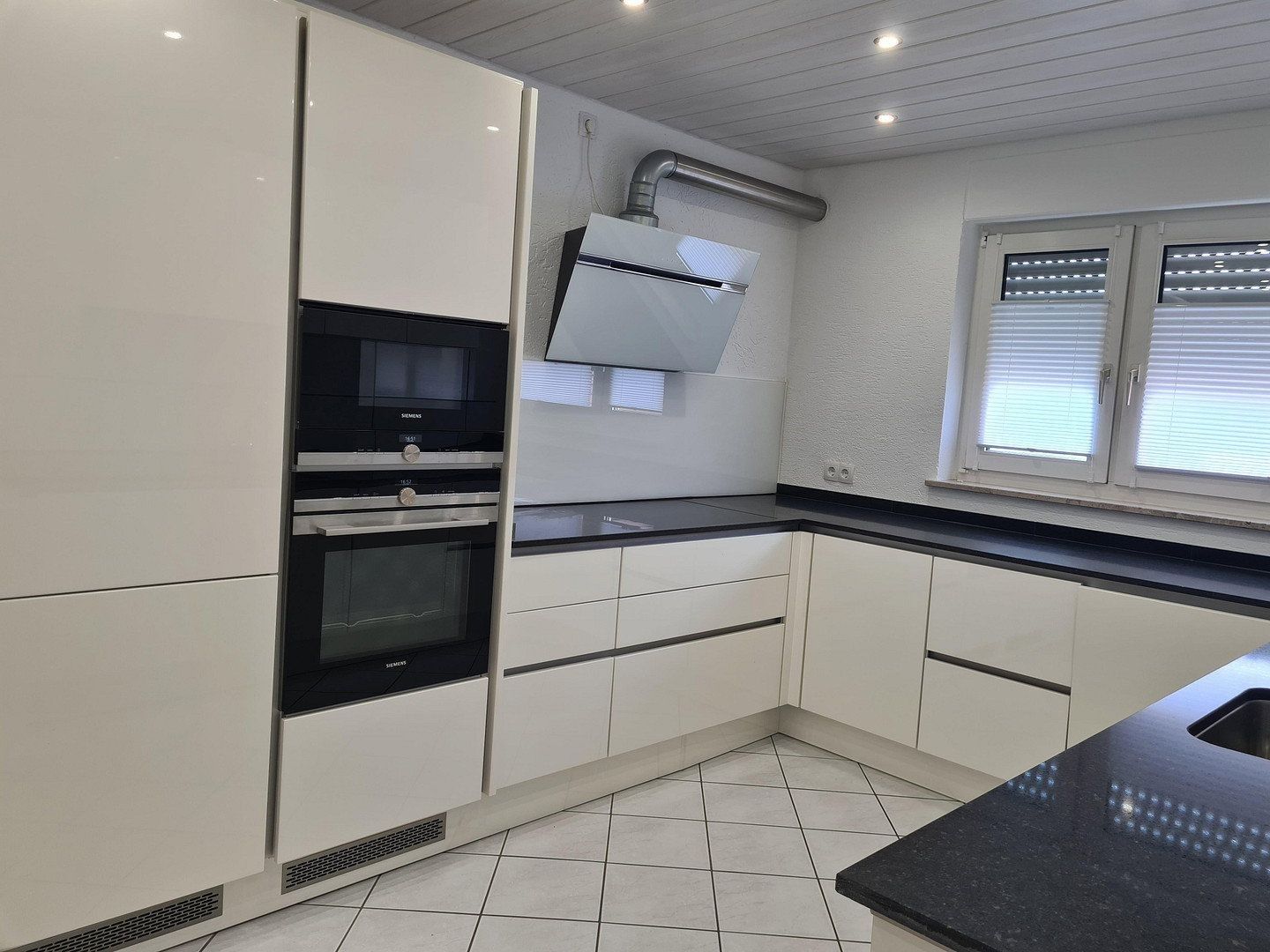 Byt 4+1 · 115 m² · , Bádensko-Württembersko - 3