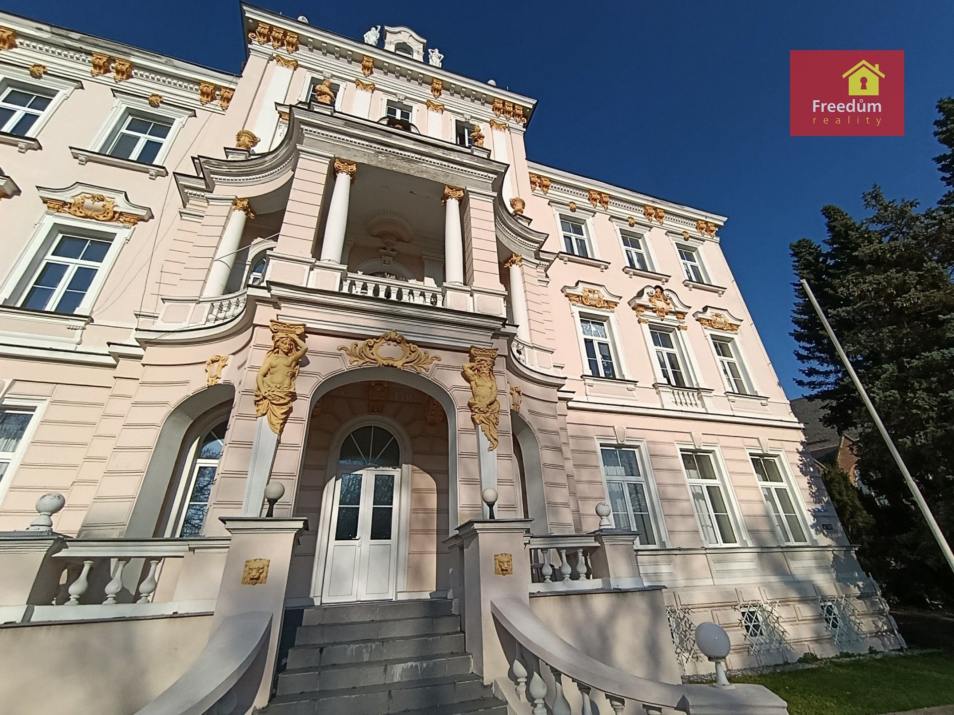 2+kk, Vrchlického, Teplice, 44 m²