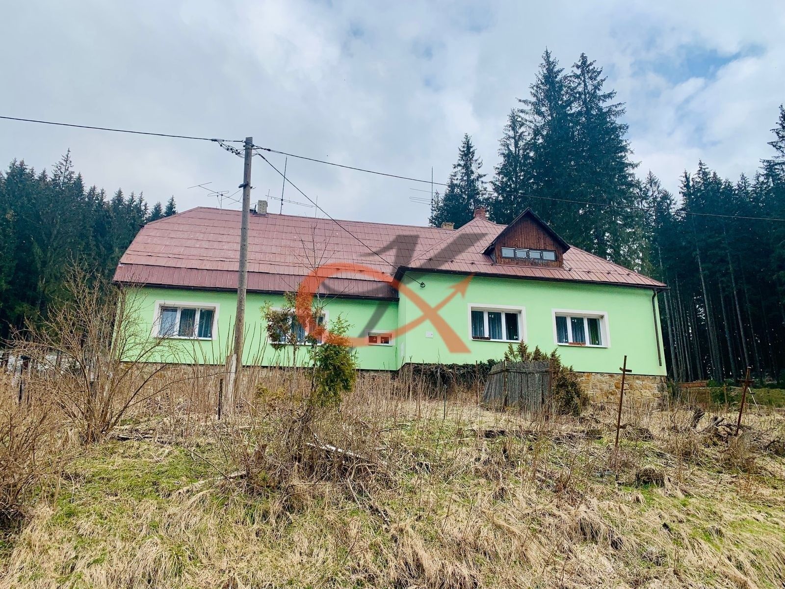 Prodej rodinný dům - Bílá, 420 m²