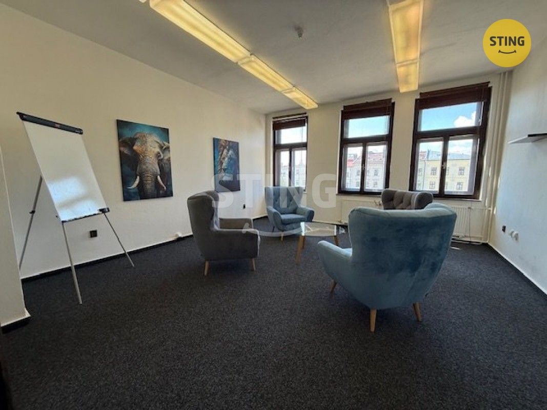 Kancelář · 30 m² · Zámecké nám.  , Frýdek-Místek - 3