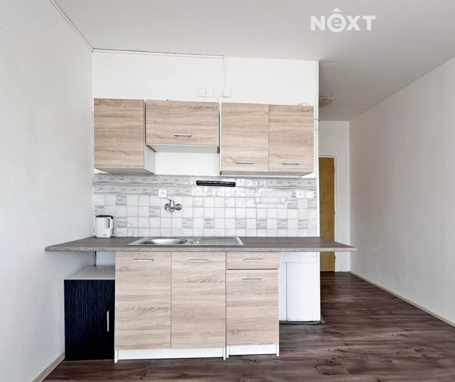 1+kk, náměstí 9. května 753, Chodov, 20 m² - 2