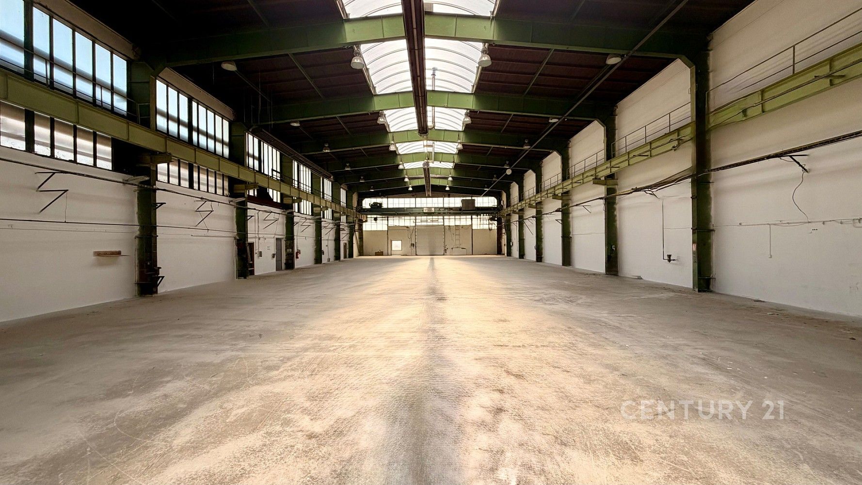 Výrobní prostory, 2 000 m²