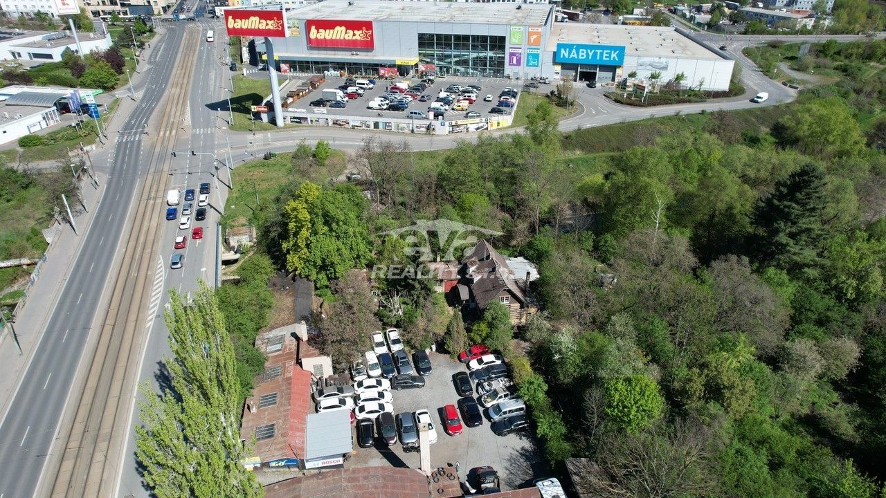 Komerční pozemek · 6 152 m² · Chodovská, Praha - 3