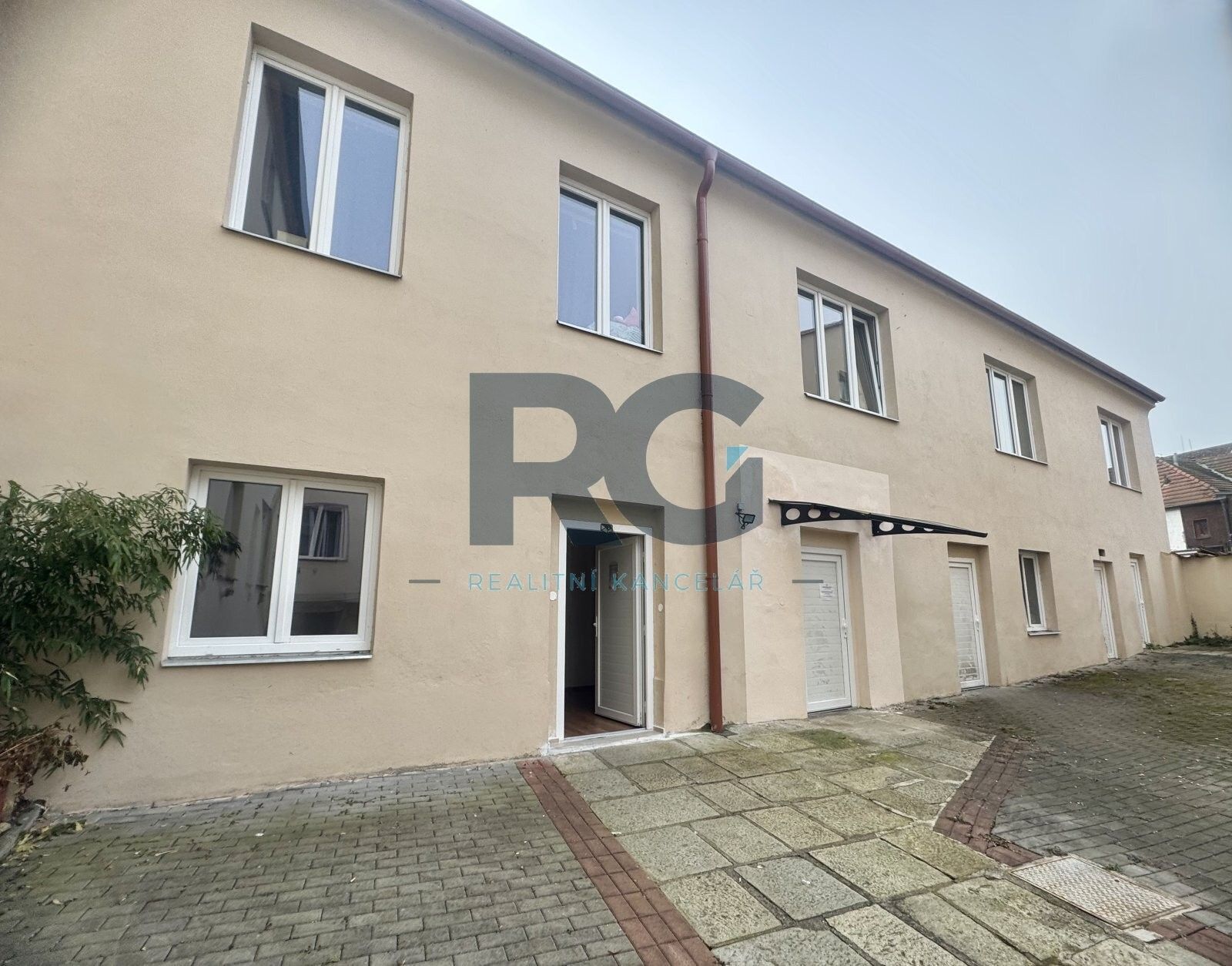 Pronájem kancelář - Alšovo nám., Písek, 30 m²