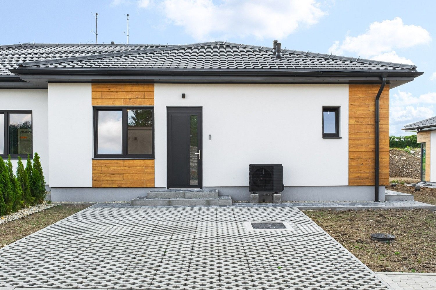 Rodinné domy, Dolany, okres Kladno, 102 m² - 2